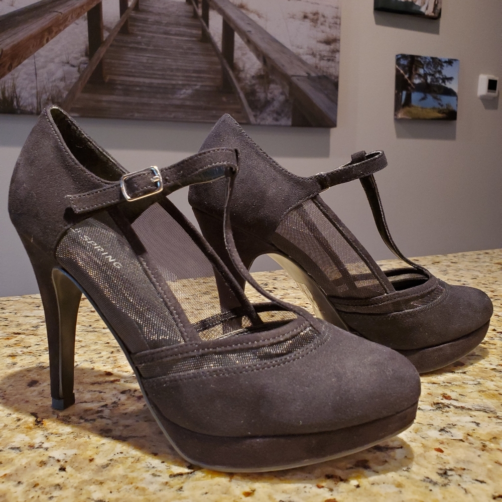 Call it Spring heels - Picture 3 of 4